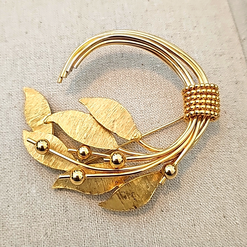 Kramer Large Leaf Brooch